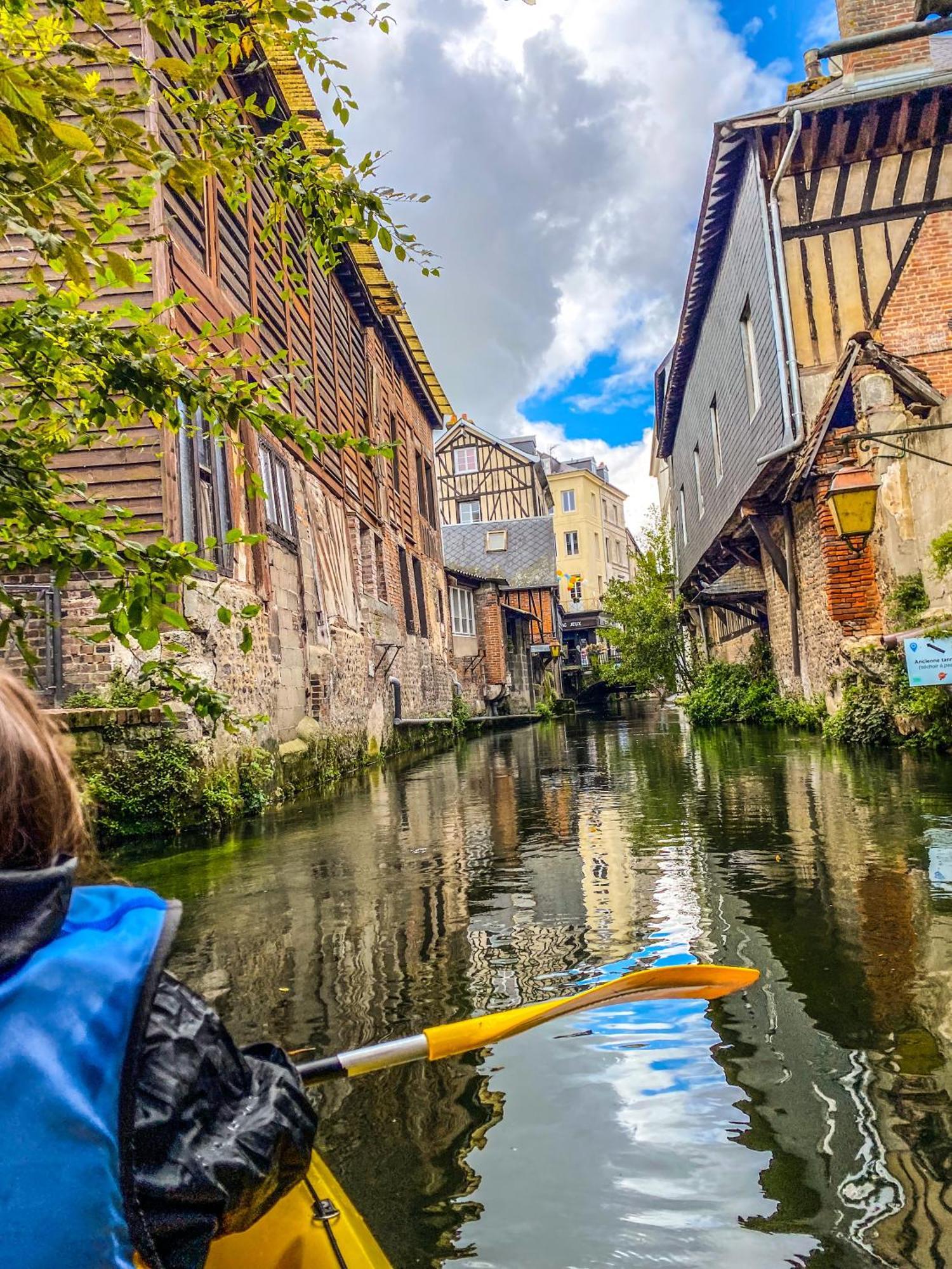 Ulysse By Kleidos - Charmant T2 Dans Le Centre De Pont-Audemer Exterior foto